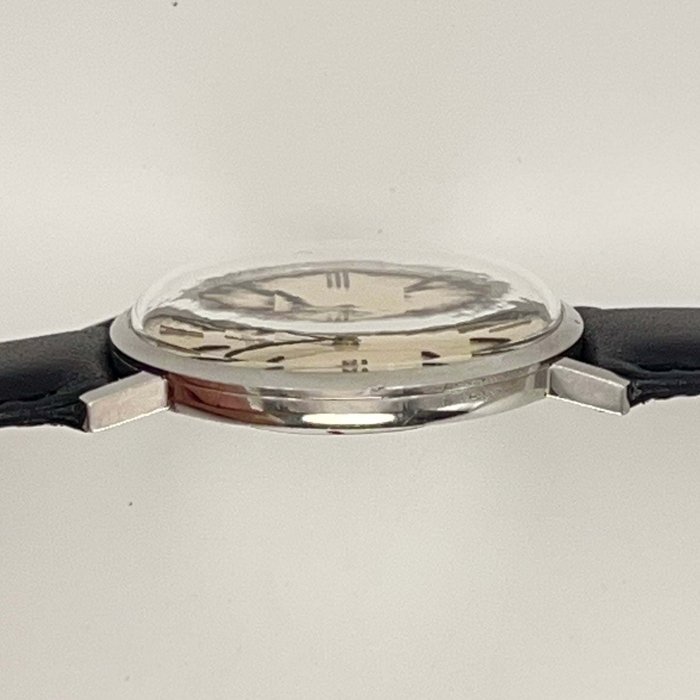ULYSSE NARDIN / ユリスナルダン Round 1960s 手巻き Ref.5672-1