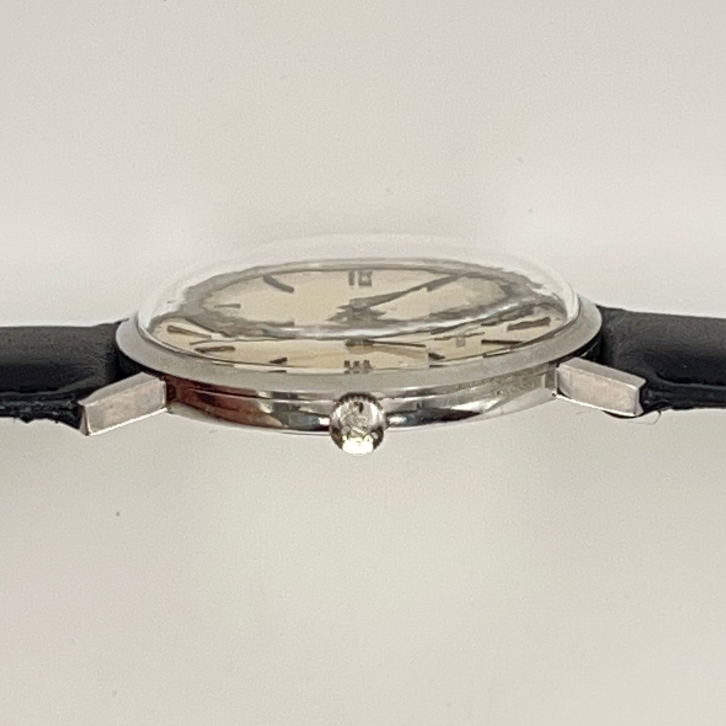 ULYSSE NARDIN / ユリスナルダン Round 1960s 手巻き Ref.5672-1