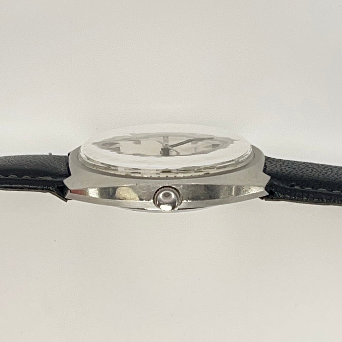 IWC SCHAFFHAUSEN シャフハウゼン クッションケース 1968年 自動巻き