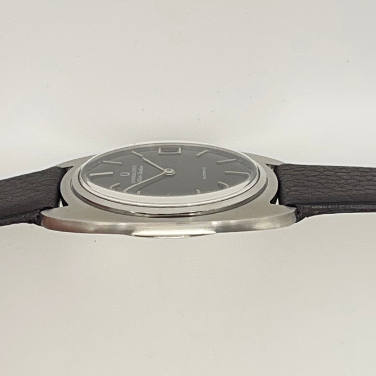 UNIVERSAL GENEVE / ユニバーサルジュネーブ White Shadow ホワイトシャドウ 1970s マイクローター Ref.867103