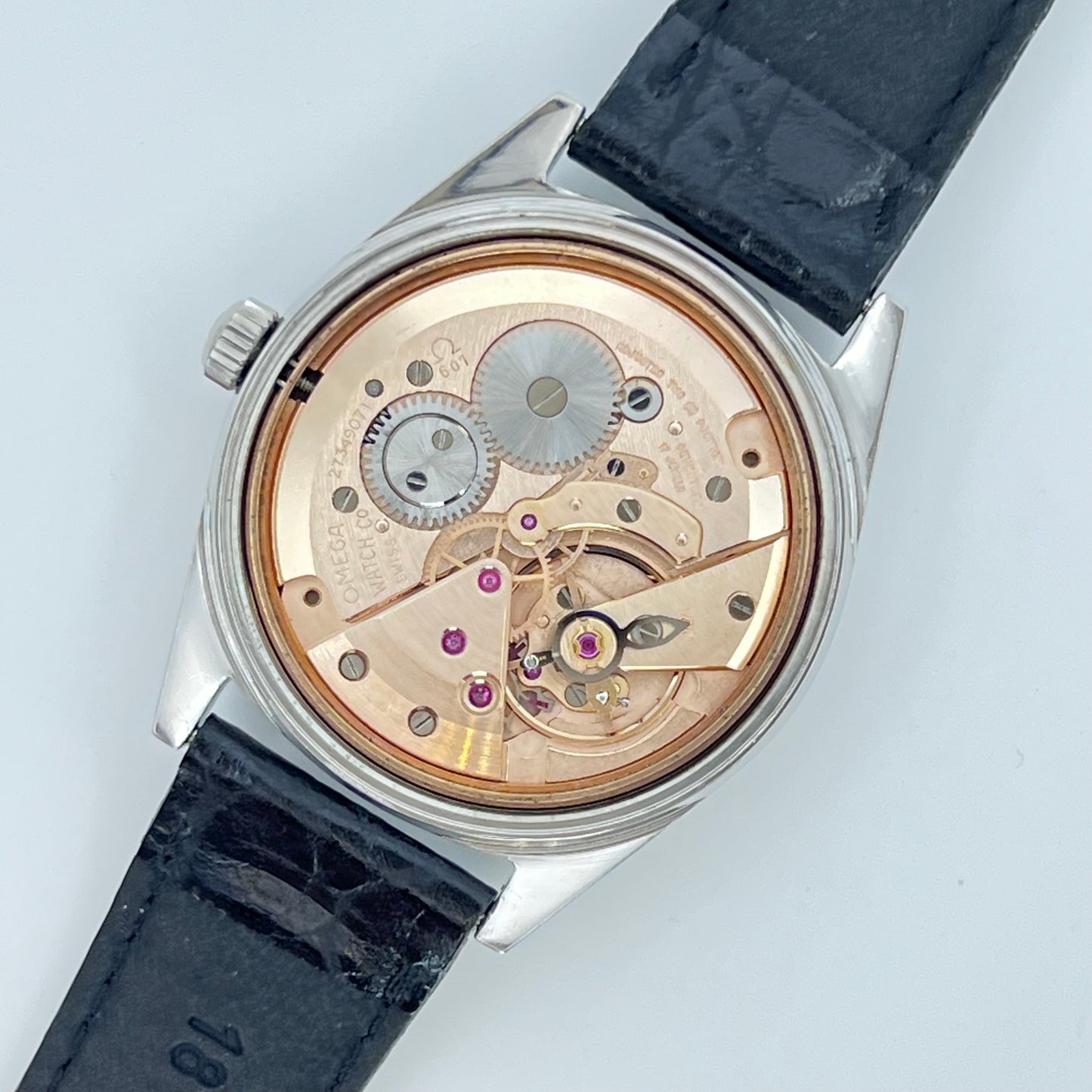 OMEGA / Omega Genève 1968 Manual Winding Ref. 135.041
