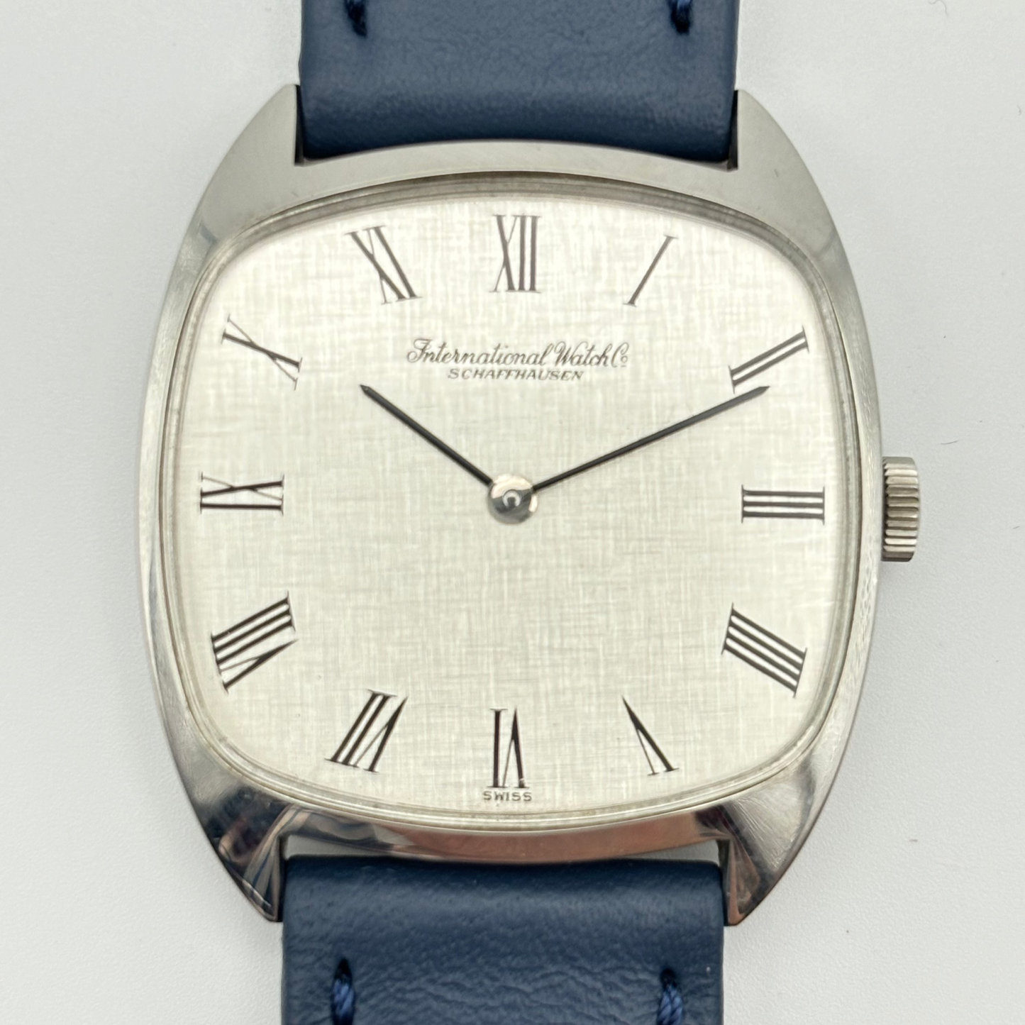 IWC シャフハウゼン 腕時計 メンズ 手巻き Ref.2581 Cal.C.423 1973年製 クッションケース