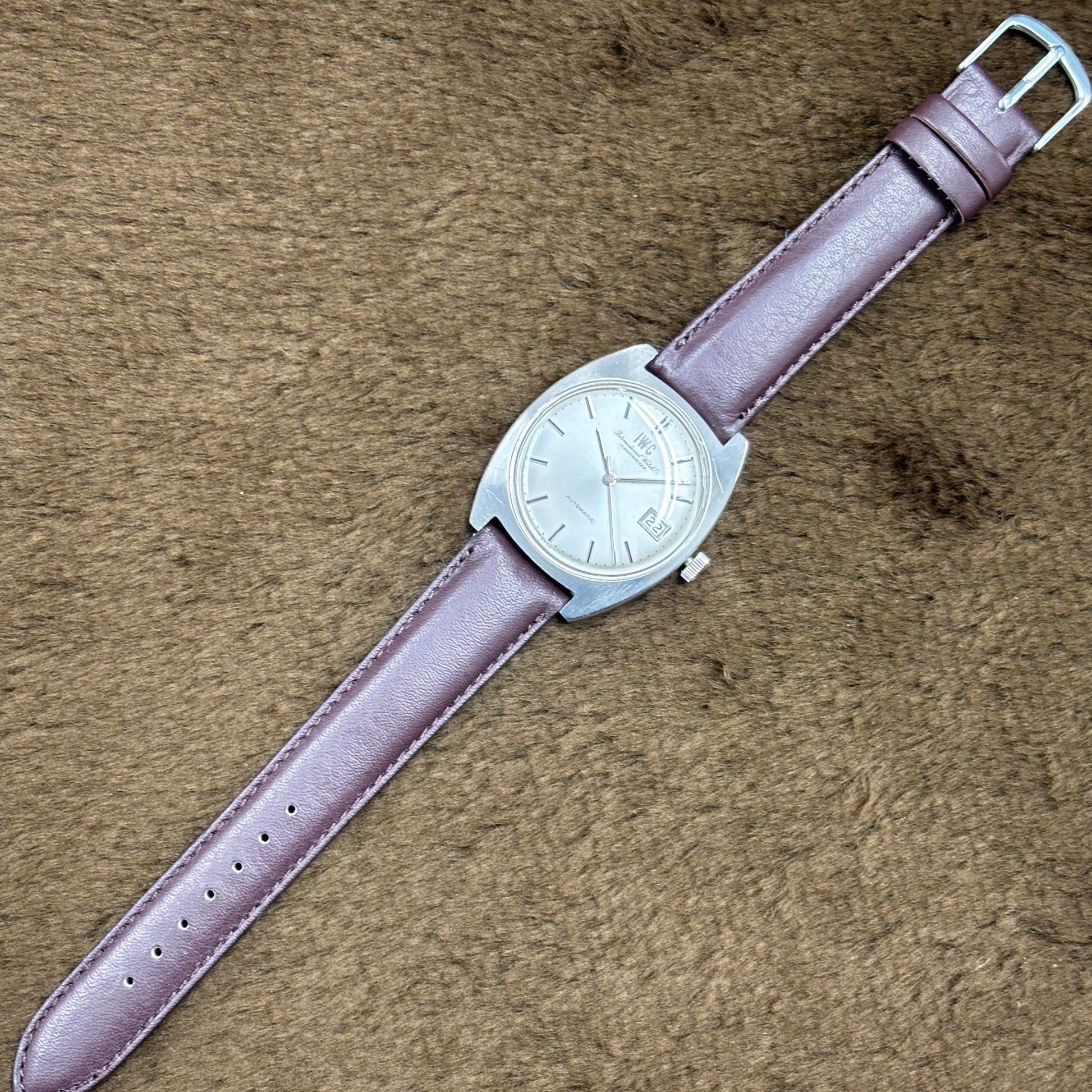 IWC 腕時計 メンズ シャフハウゼン 筆記体ロゴ Ref.1828 1970年製 自動 IWC 腕時計 メンズ シャフハウゼン 筆記体ロゴ Ref.1828 1970年製 自動