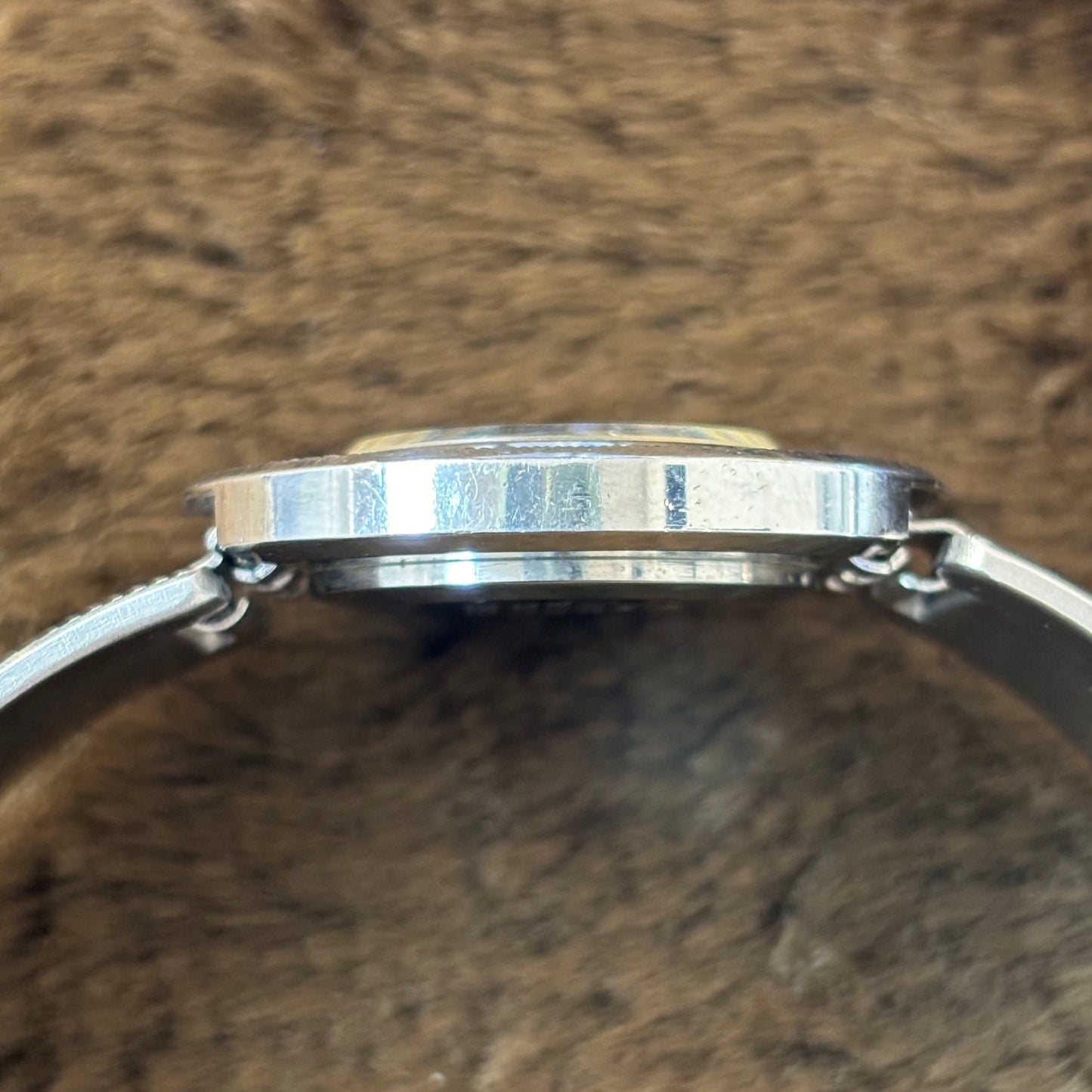 SEIKO / セイコー シャリオ Ref.2220-0310 手巻き 1973年製 格子模様