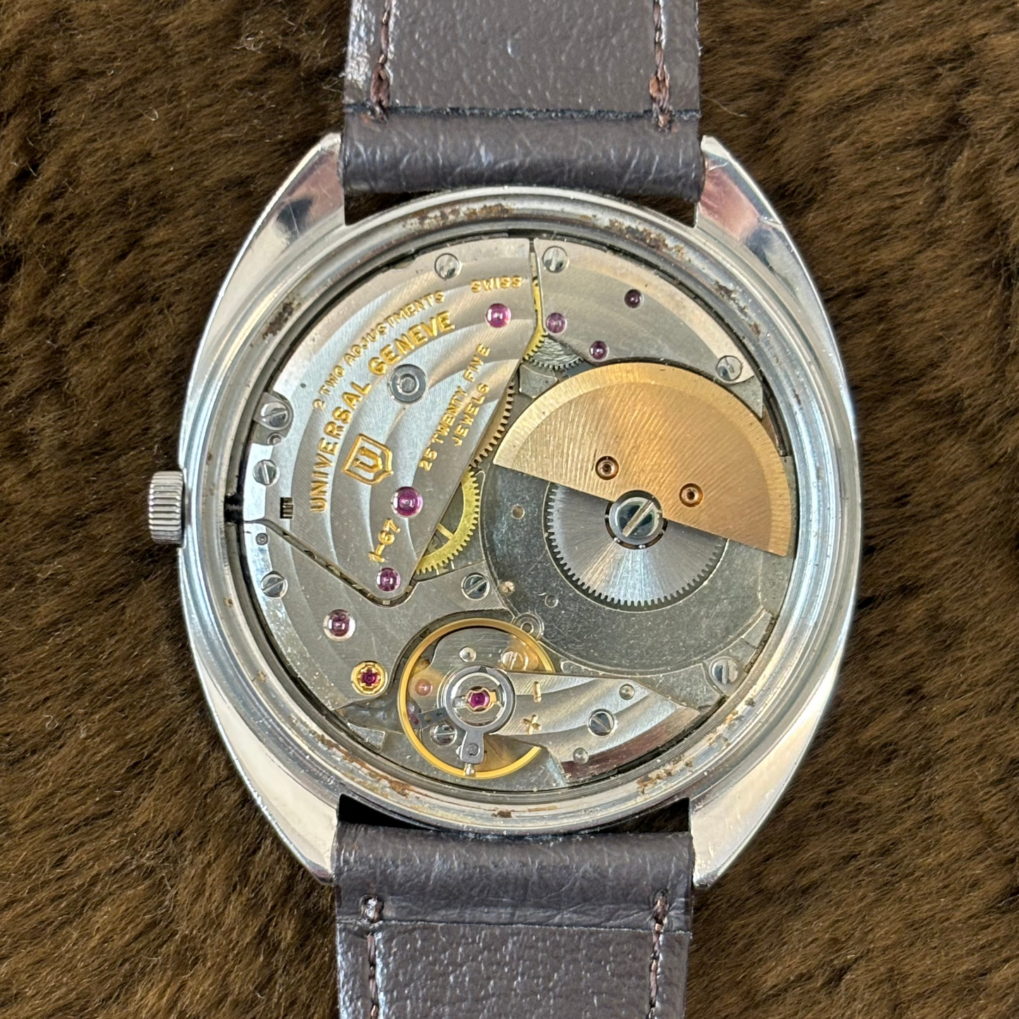 UNIVERSAL GENEVE / ユニバーサルジュネーブ 腕時計 メンズ  ホワイトシャドウ 自動巻き Ref.867102 1970年代