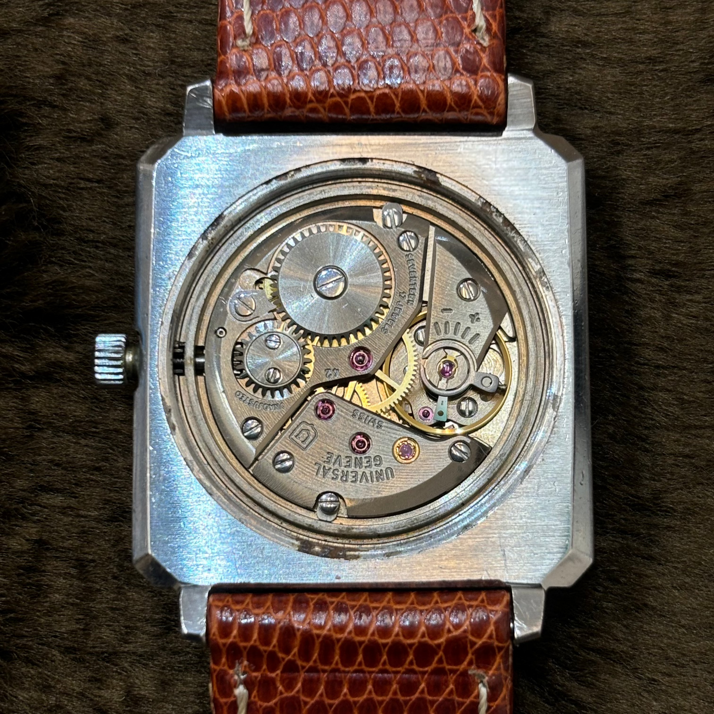 UNIVERSAL GENEVE / ユニバーサルジュネーブ 腕時計 メンズ  手巻き Ref.842106 1960年代