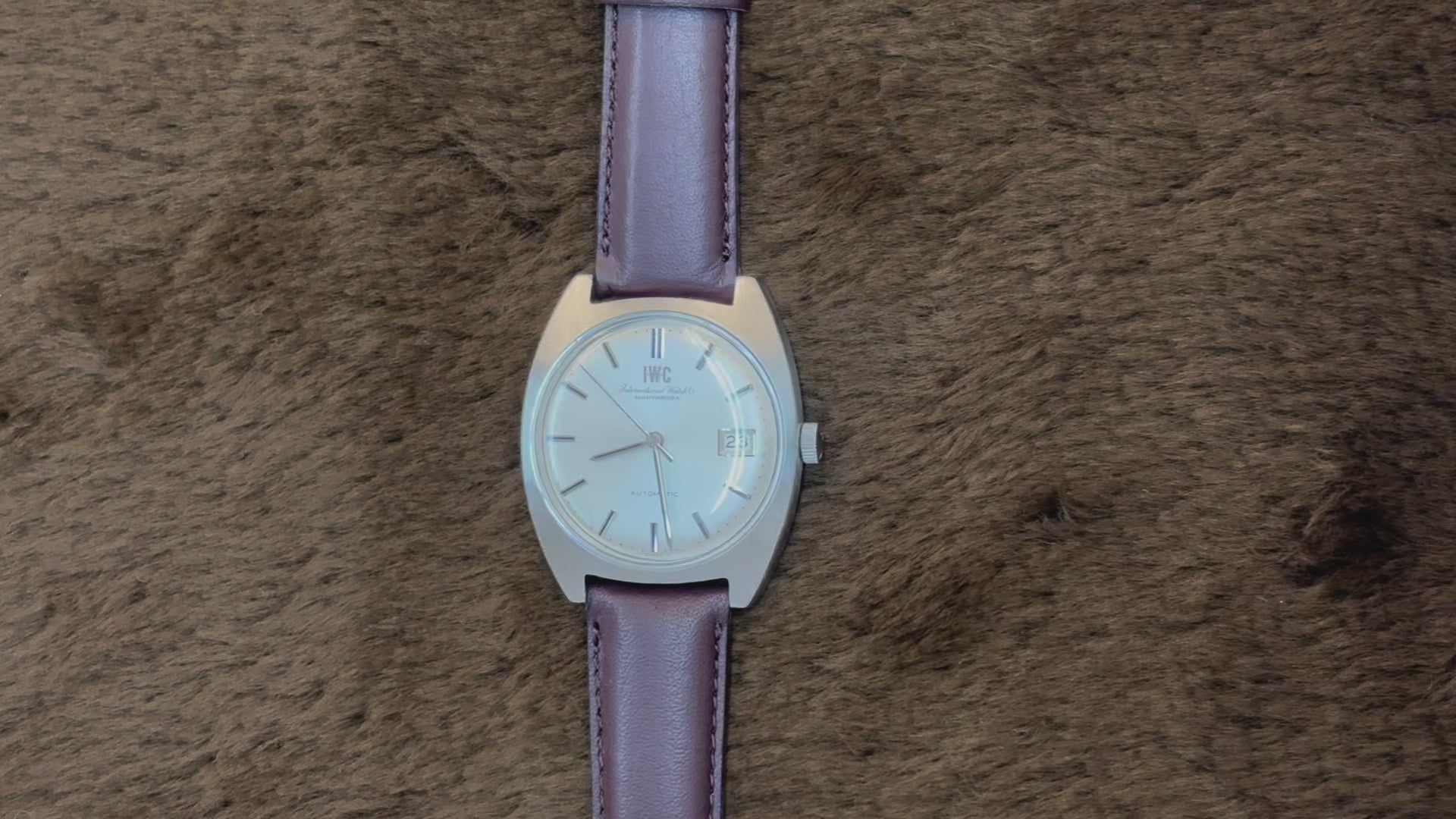 IWC 腕時計 メンズ シャフハウゼン 筆記体ロゴ Ref.1828 1970年製 自動